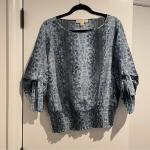 Women's Blue Patterned Top